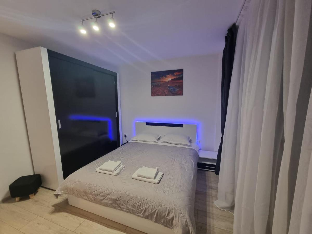 Appartamento Dreams Escape 2 Craiova Esterno foto